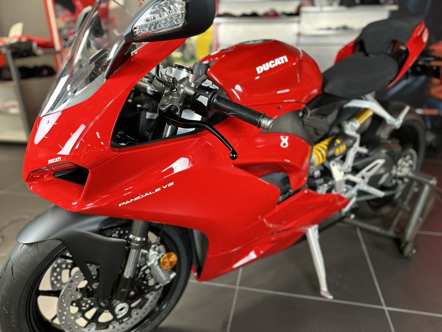 2025 Ducati PANIGALE V2