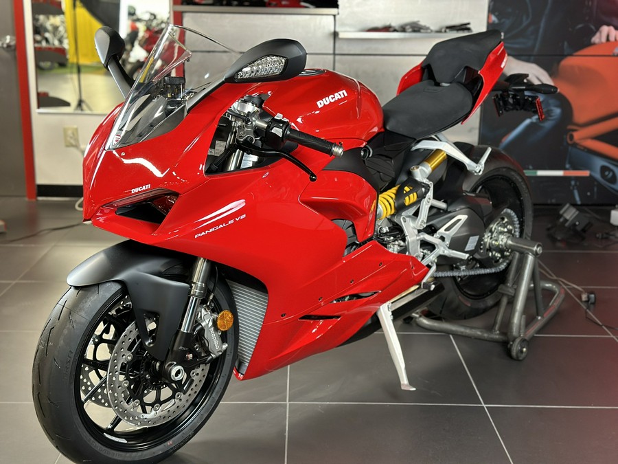 2025 Ducati PANIGALE V2