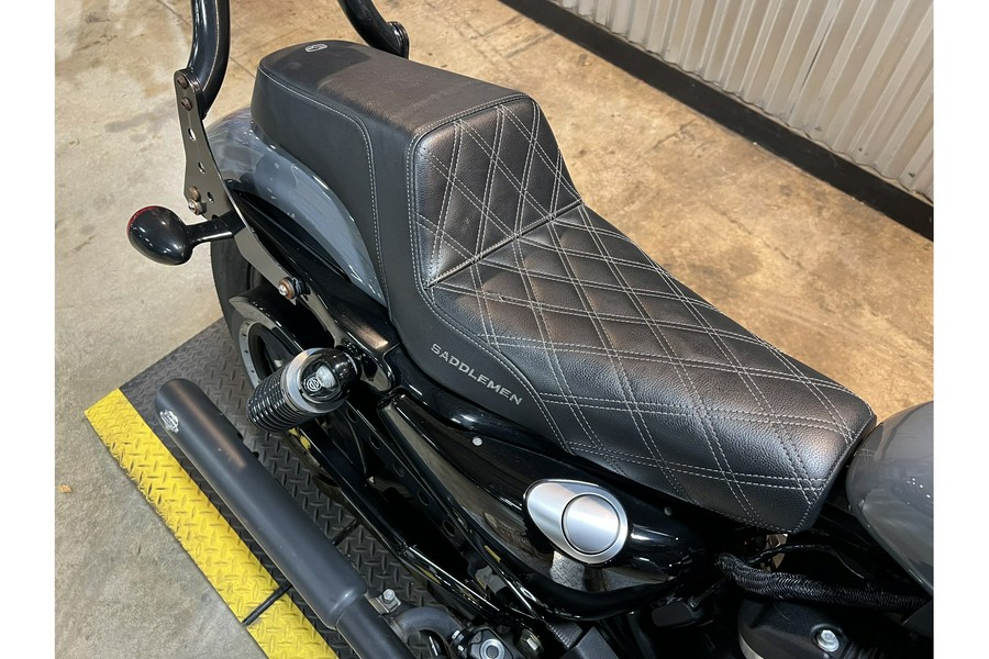 2022 Harley-Davidson® IRON 883