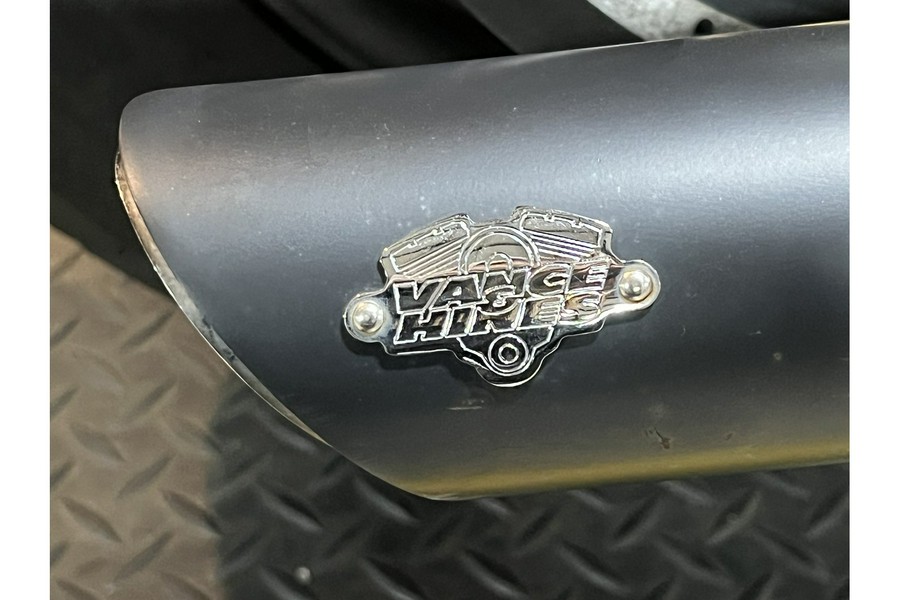 2022 Harley-Davidson® IRON 883