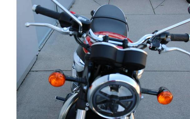 2026 Triumph Bonneville T100 Jet black