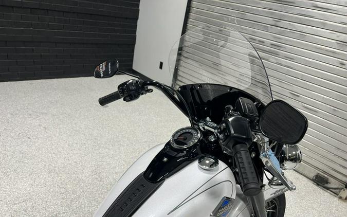 2025 Harley-Davidson Softail FLHC - Heritage Classic