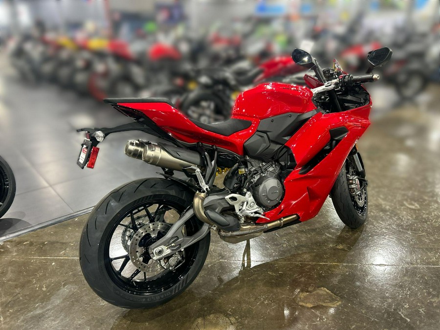 2026 Ducati PANIGALE V2