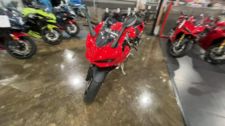 2026 Ducati PANIGALE V2