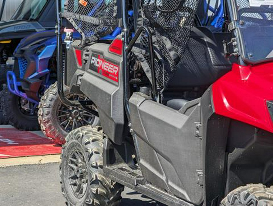 2024 Honda Pioneer 700-4 Deluxe