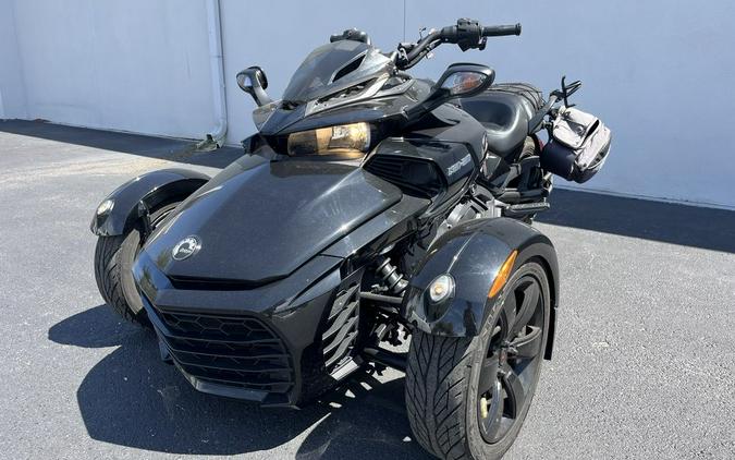 2018 Can-Am® Spyder® F3