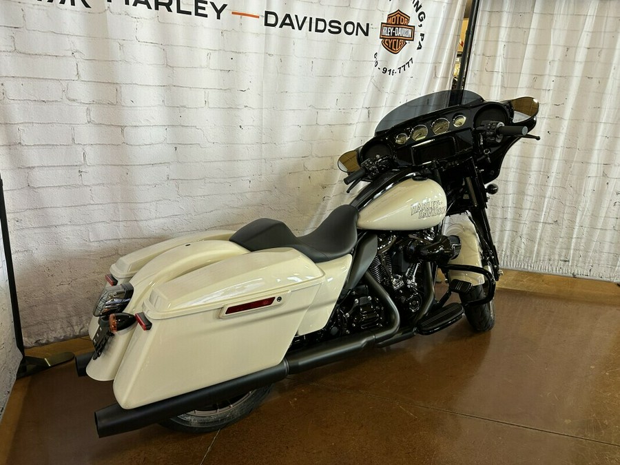 2023 Harley-Davidson Street Glide ST FLHXST White Sand Pearl