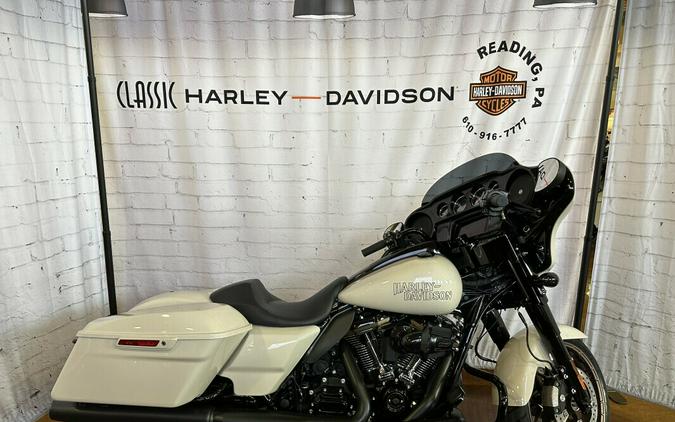 2023 Harley-Davidson Street Glide ST FLHXST White Sand Pearl