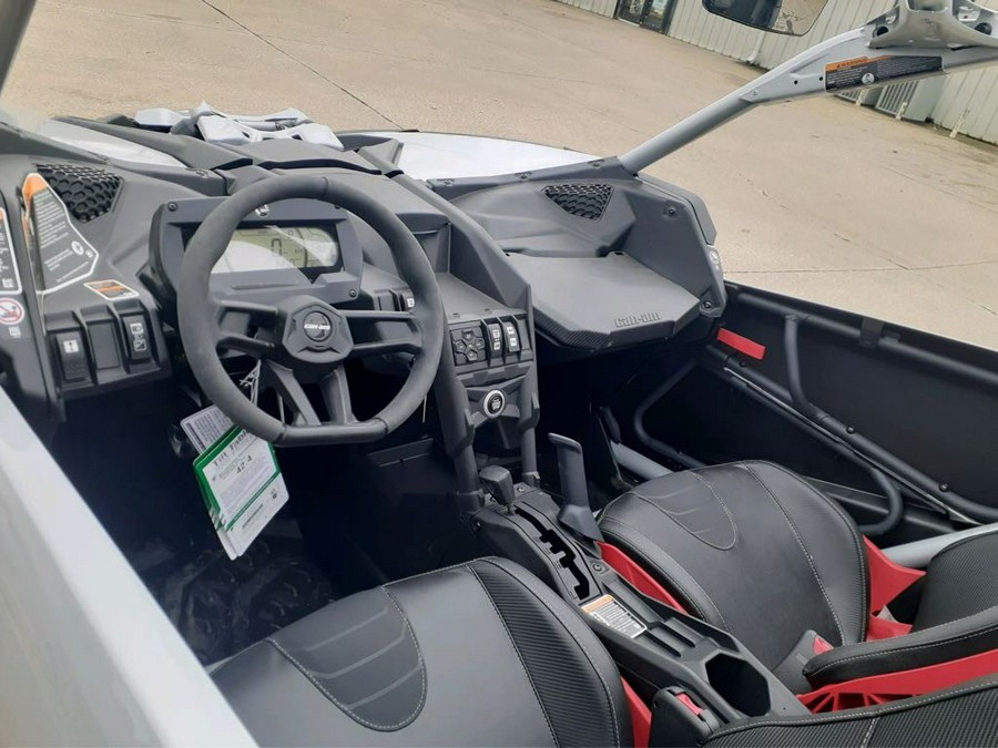 2025 Can-Am MAVERICK X3 XMR TURBO RR 72