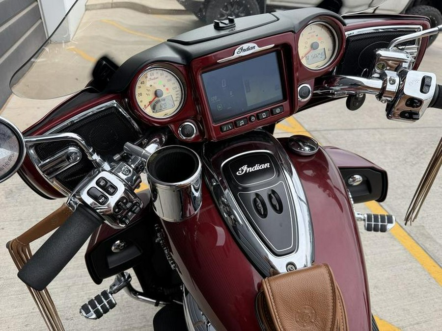 2018 Indian Motorcycle® Roadmaster® ABS Burgundy Metallic