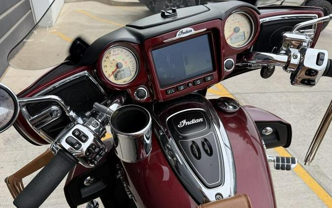 2018 Indian Motorcycle® Roadmaster® ABS Burgundy Metallic