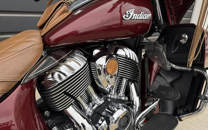 2018 Indian Motorcycle® Roadmaster® ABS Burgundy Metallic