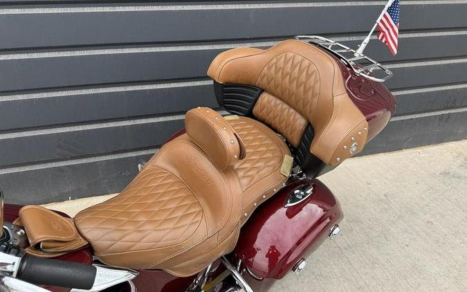 2018 Indian Motorcycle® Roadmaster® ABS Burgundy Metallic