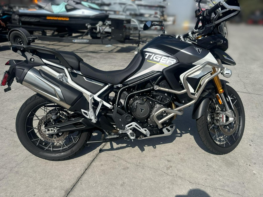 2024 Triumph Tiger 900 Rally Aragon Edition