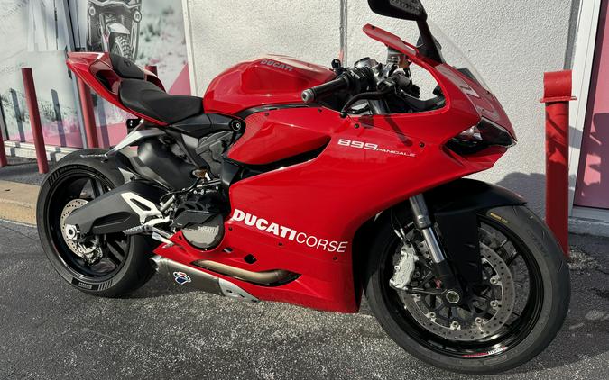2015 Ducati 899 Panigale Red - 23996C