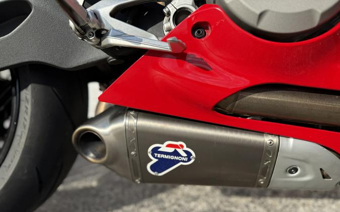2015 Ducati 899 Panigale Red - 23996C