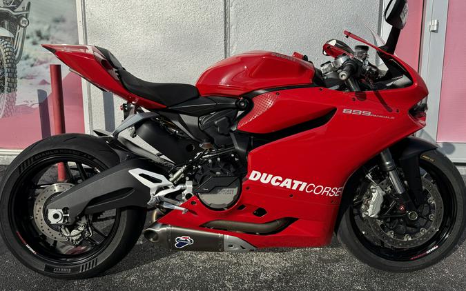 2015 Ducati 899 Panigale Red - 23996C