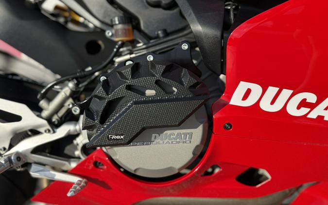 2015 Ducati 899 Panigale Red - 23996C