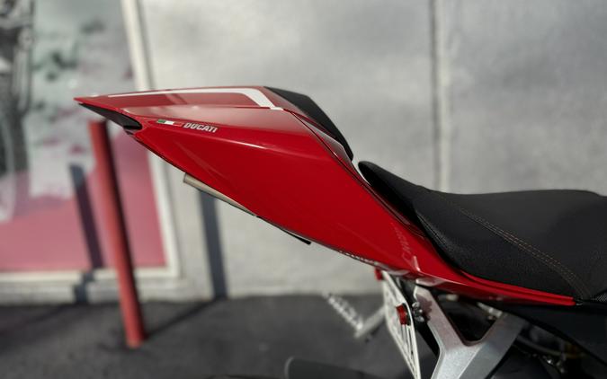 2015 Ducati 899 Panigale Red - 23996C