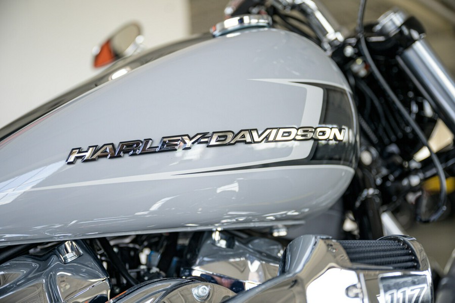 2024 Harley-Davidson Softail Breakout 117 Cruiser FXBR