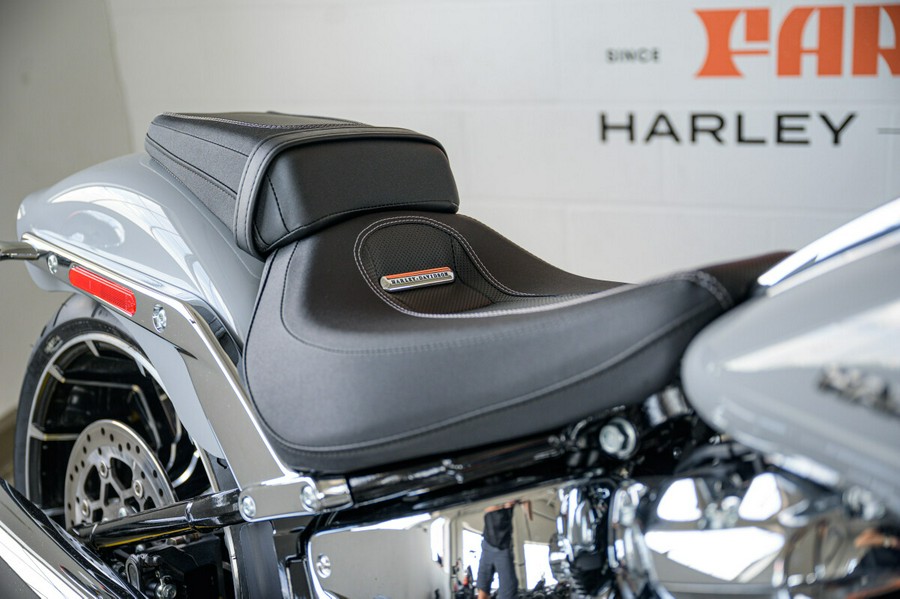 2024 Harley-Davidson Softail Breakout 117 Cruiser FXBR