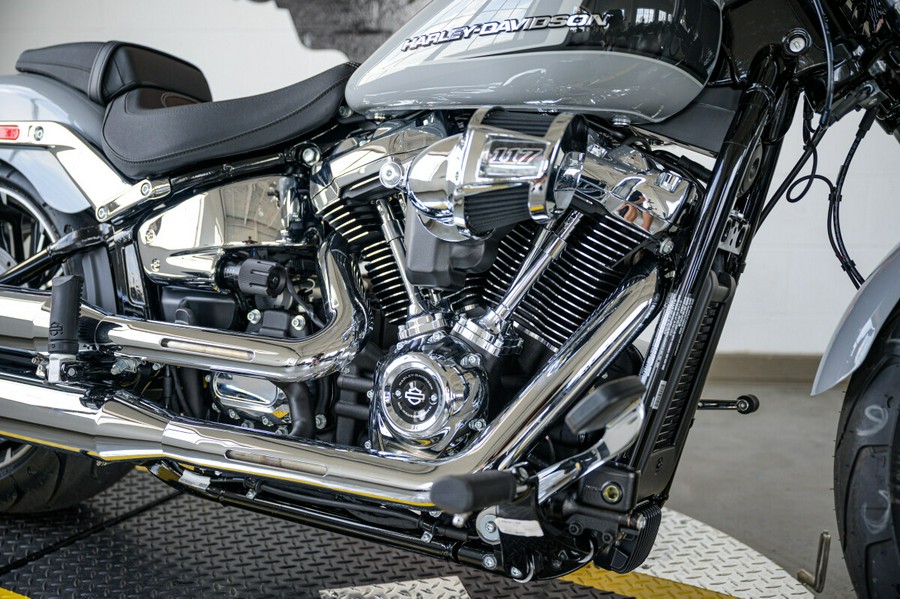 2024 Harley-Davidson Softail Breakout 117 Cruiser FXBR