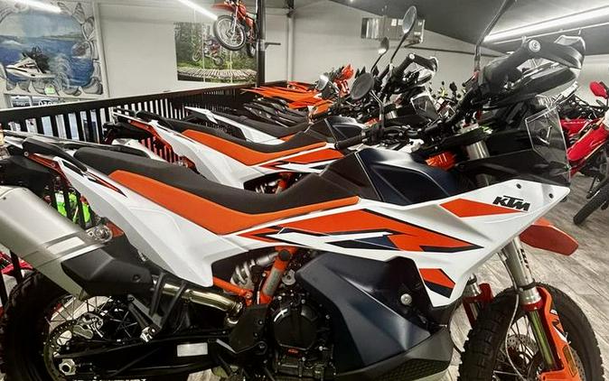 2024 KTM 890 Adventure R