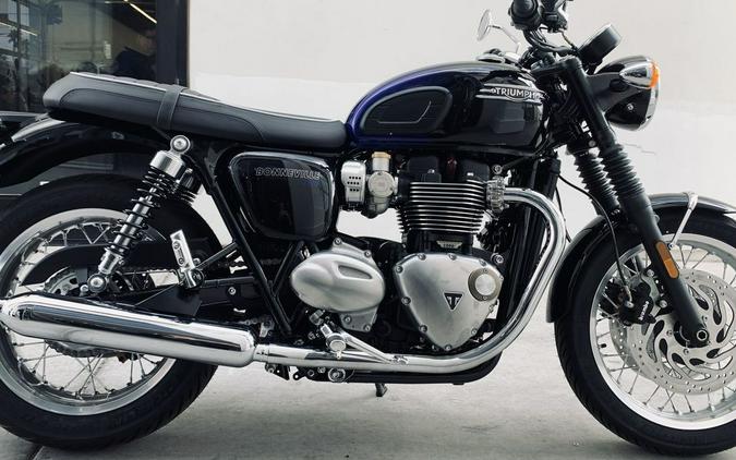 2024 Triumph Bonneville T120 Stealth Edition