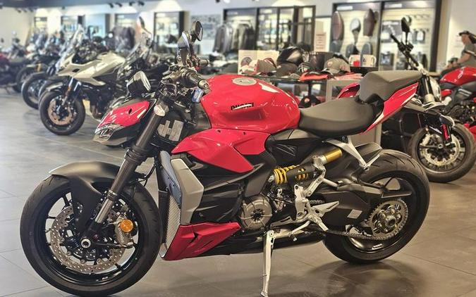 2024 Ducati Streetfighter V2 Red