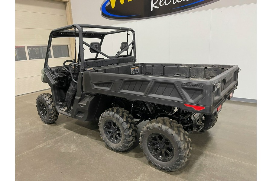 2024 Can-Am Defender 6x6 DPS HD10