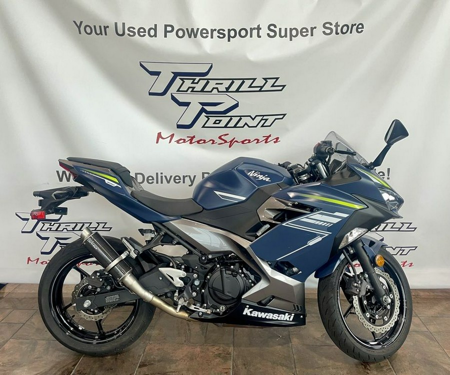 2022 Kawasaki Ninja® 400 ABS Metallic Matte Blue/Metallic Graphite Gray