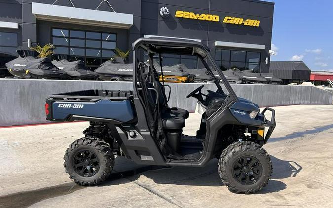 2025 Can-Am® Defender XT HD10