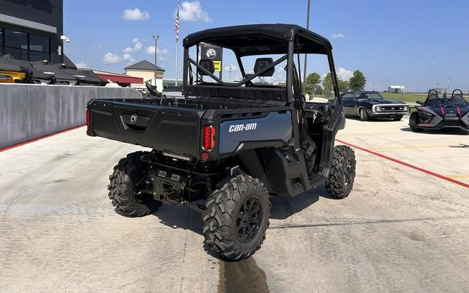 2025 Can-Am® Defender XT HD10