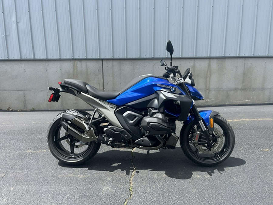 2026 BMW R 1300 R