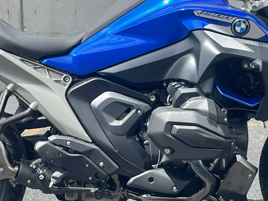 2026 BMW R 1300 R