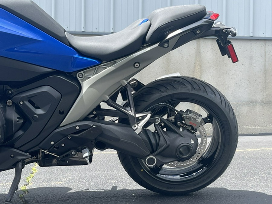 2026 BMW R 1300 R
