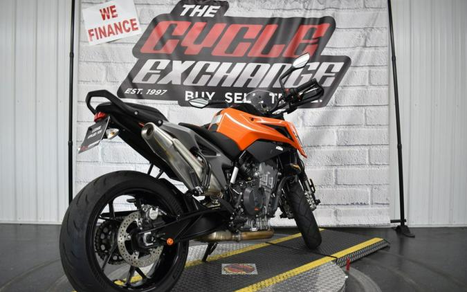 2023 KTM Duke 790