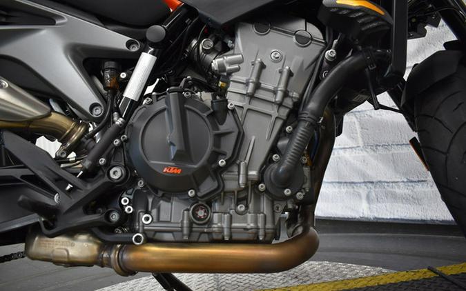 2023 KTM Duke 790
