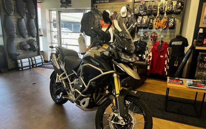 2024 Triumph Tiger 1200 Rally Explorer Matt Sandstorm