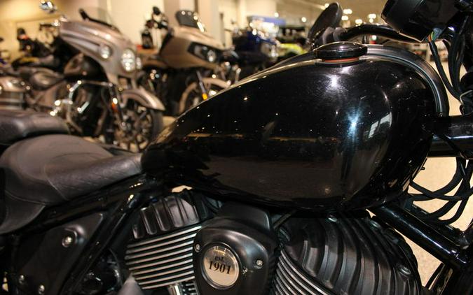 2022 Indian Motorcycle® Super Chief® Black Metallic