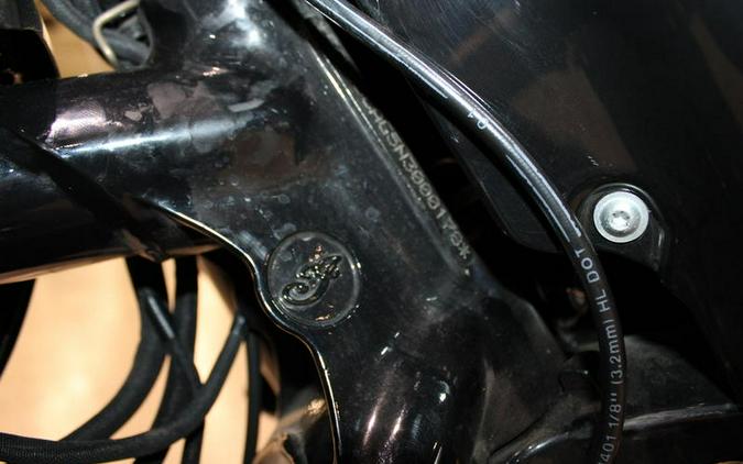2022 Indian Motorcycle® Super Chief® Black Metallic