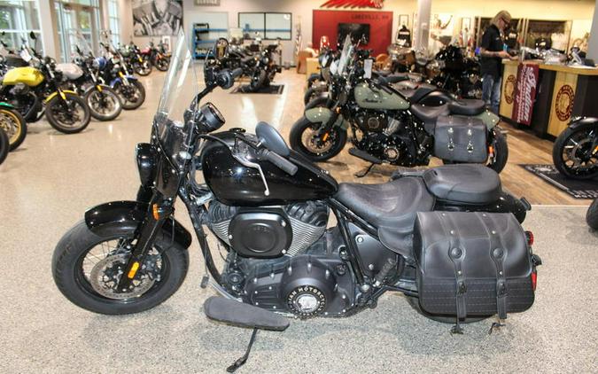 2022 Indian Motorcycle® Super Chief® Black Metallic