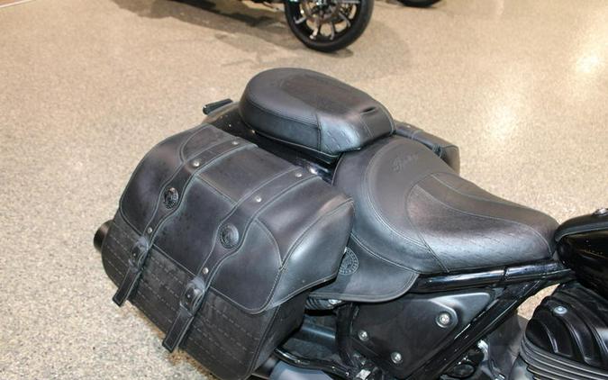 2022 Indian Motorcycle® Super Chief® Black Metallic