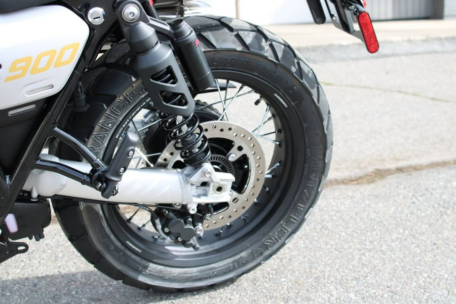 2026 TRIUMPH SCRAMBLER 900