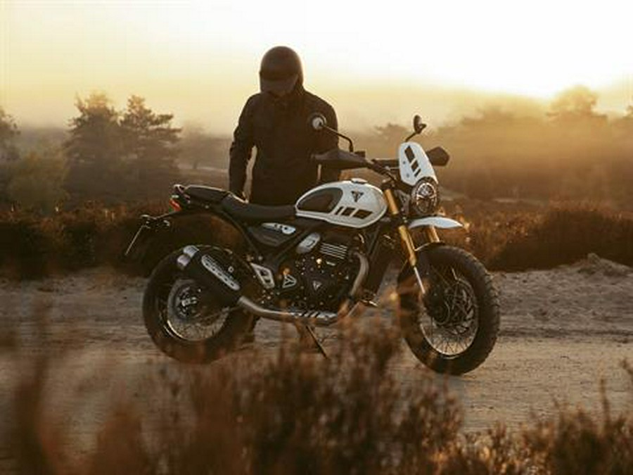 2026 Triumph Scrambler 400 XC