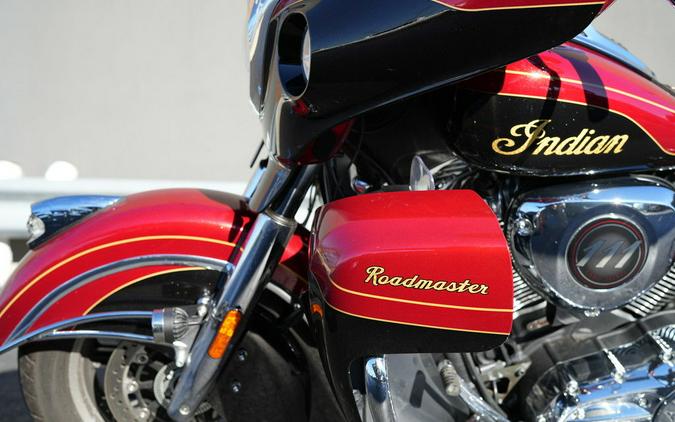 2019 Indian Motorcycle Roadmaster Elite Wildfire Red Candy/Thunder Black Crystal/24k Gold