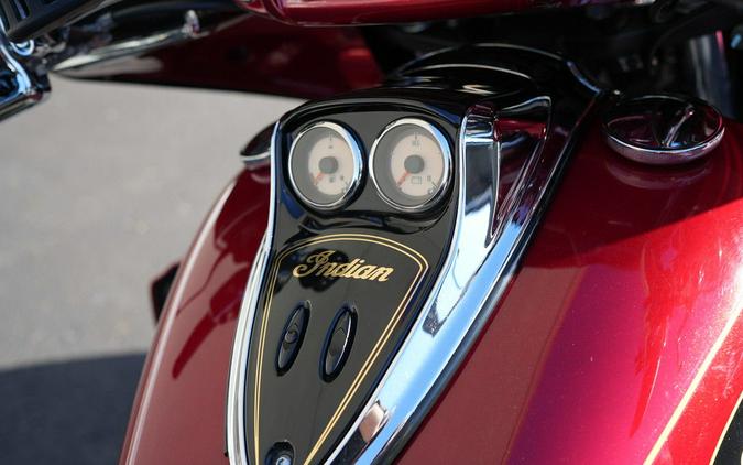 2019 Indian Motorcycle Roadmaster Elite Wildfire Red Candy/Thunder Black Crystal/24k Gold