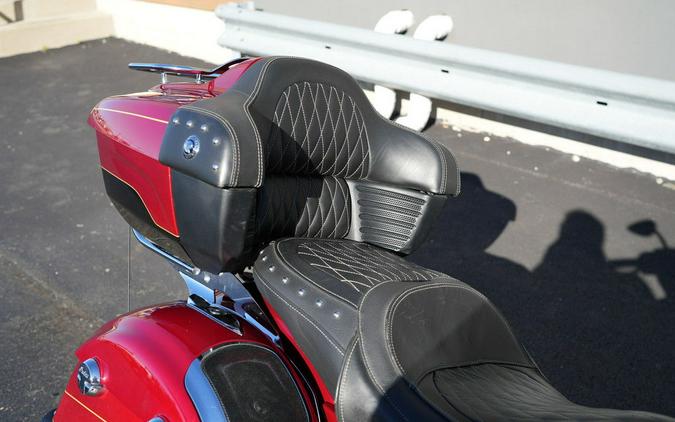 2019 Indian Motorcycle Roadmaster Elite Wildfire Red Candy/Thunder Black Crystal/24k Gold