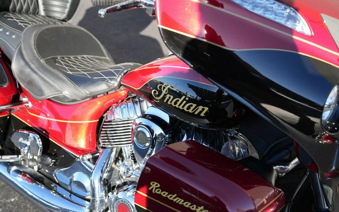 2019 Indian Motorcycle Roadmaster Elite Wildfire Red Candy/Thunder Black Crystal/24k Gold