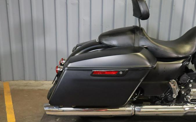 2017 Harley-Davidson Street Glide Special FLHXS